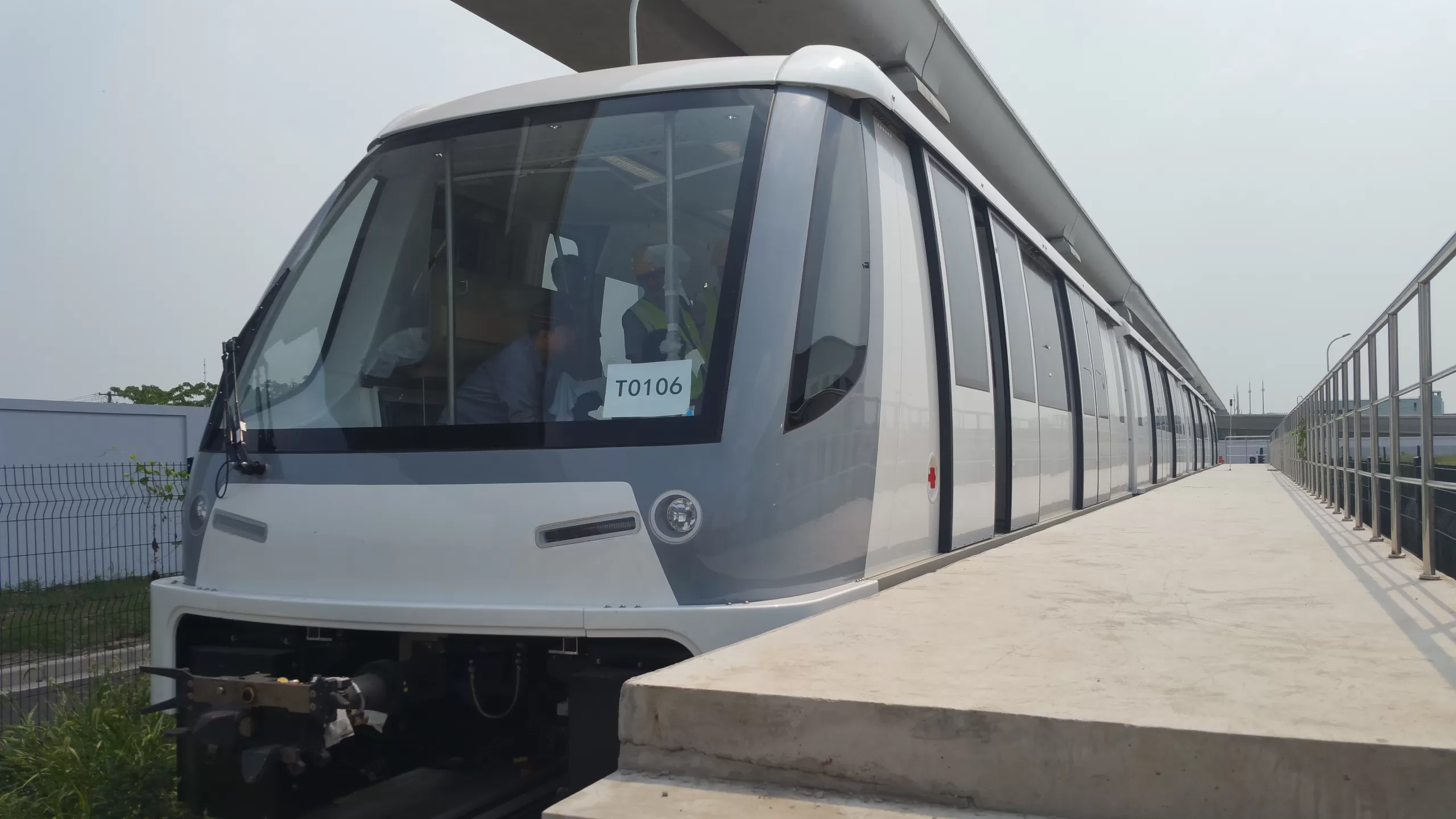 We Assessed Shanghai’s New Driver-Less People Mover